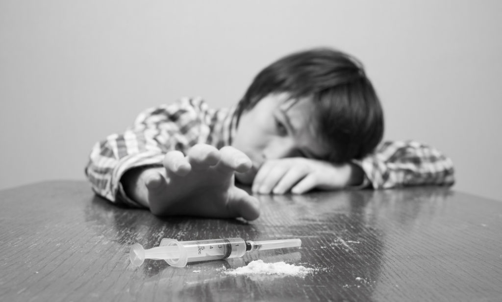 opiate withdrawal timeline